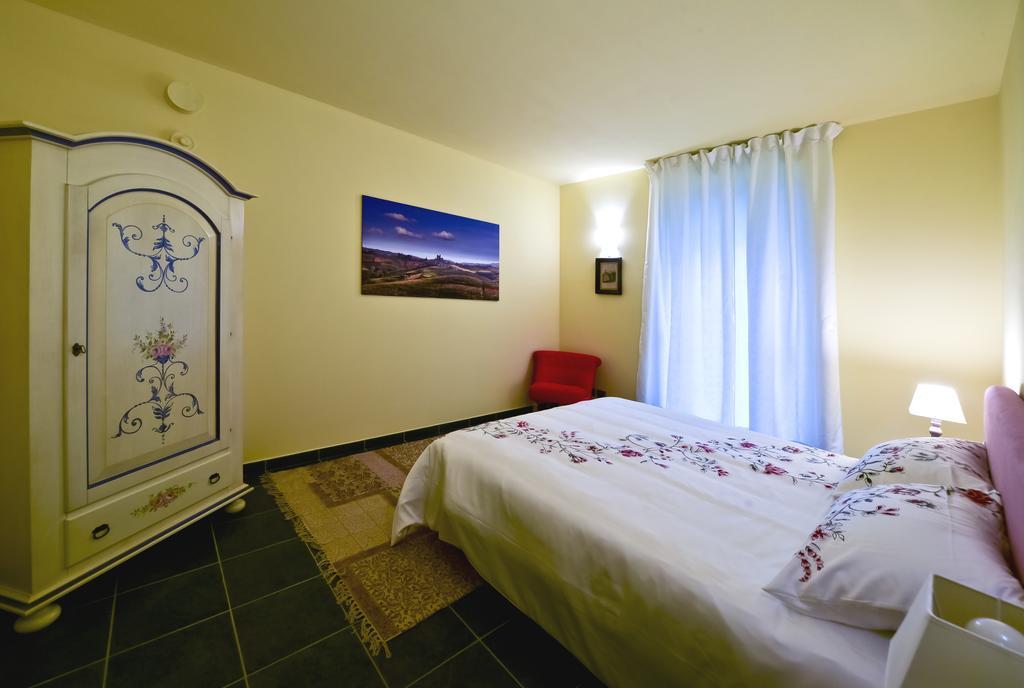 Casa Nalin Apartment La Morra Ruang foto